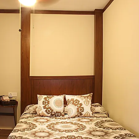 Turisticos Apartment Cullar Vega