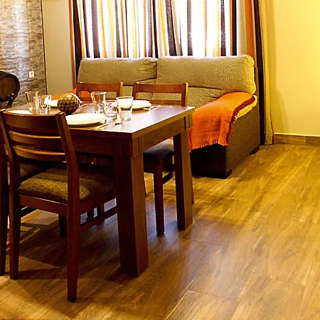 Turisticos Apartment Cullar Vega